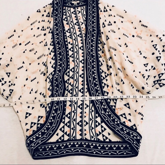 Écote | Tribal Pattern Sheer Blouse | Small - Picture 6 of 8